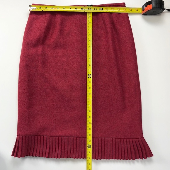 Jones Wear Raspberry Color Skirt Blazer Su… - Picture 8 of 8